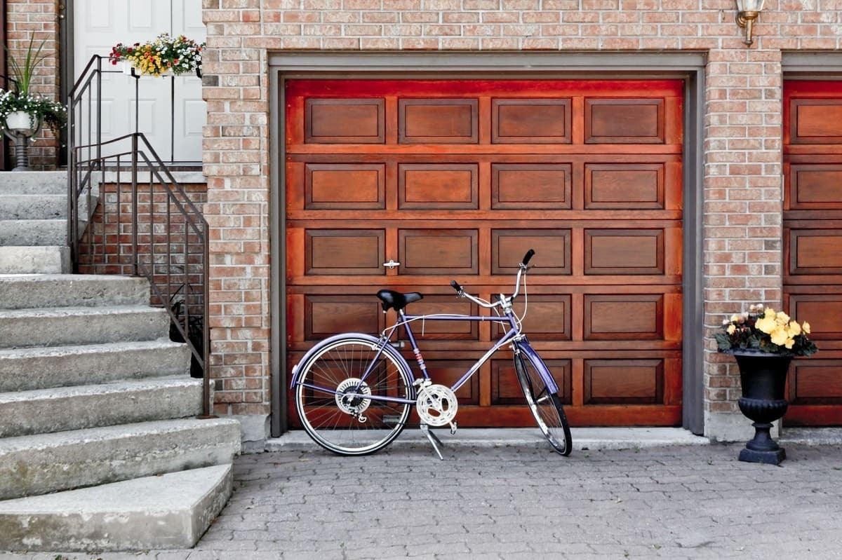 The Benefits of Insulated Garage Doors: Energy Efficiency and More