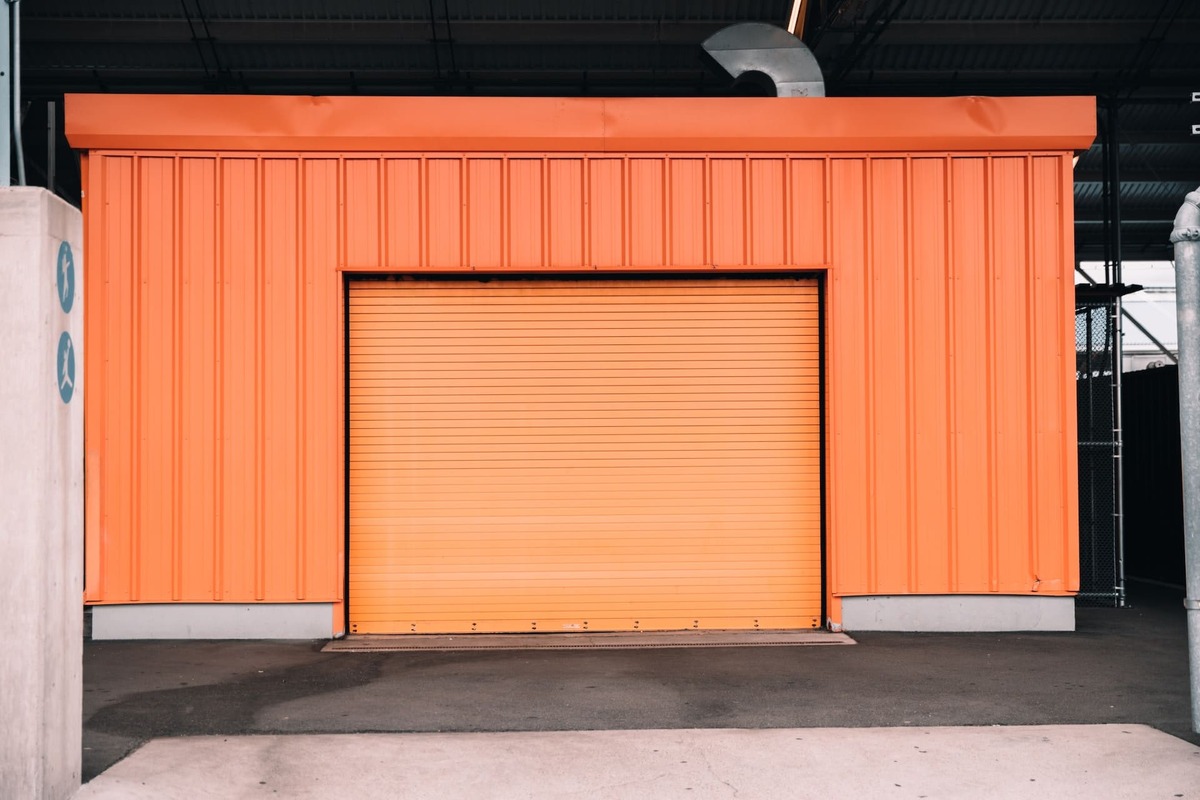 Choosing the Right Garage Door Opener: A Comprehensive Review